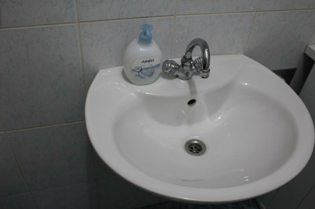 אומיס Apartman Tafra מראה חיצוני תמונה