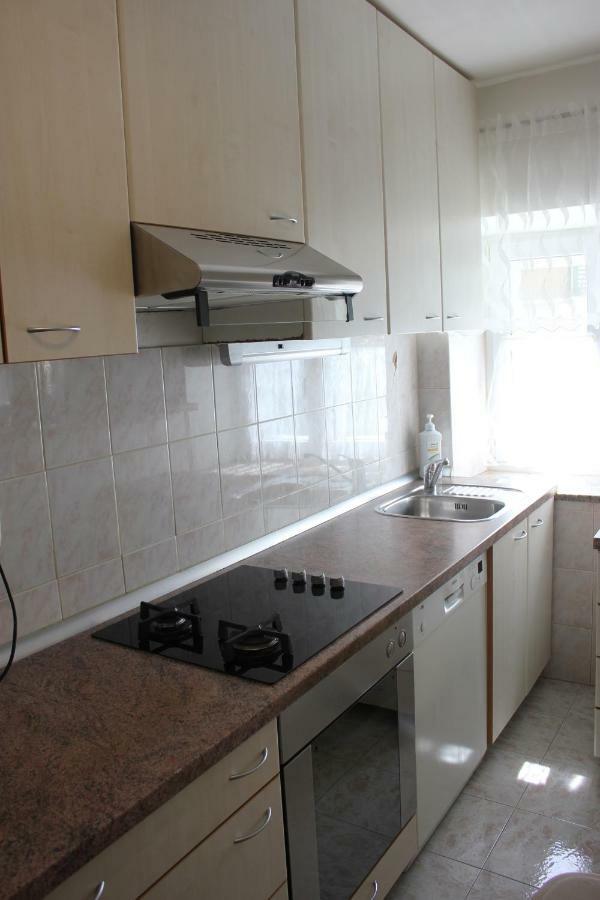 אומיס Apartman Tafra מראה חיצוני תמונה