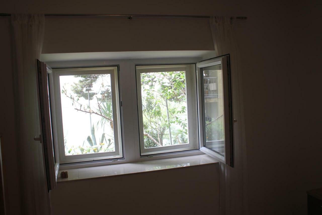 אומיס Apartman Tafra מראה חיצוני תמונה